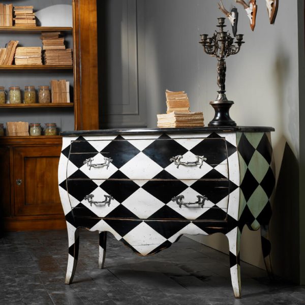 wooden chest of drawers with a pattern from the manufacturer Ukraine