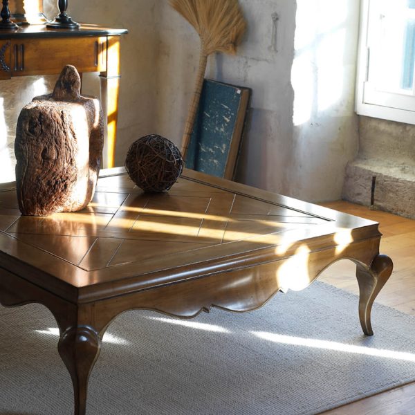 Elegant solid wood Louis style coffee table